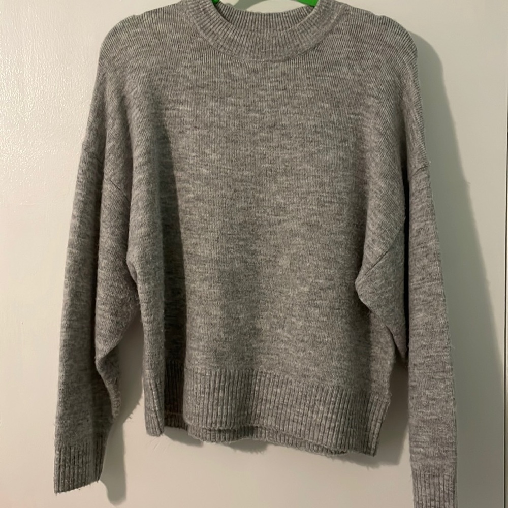H&M sweater